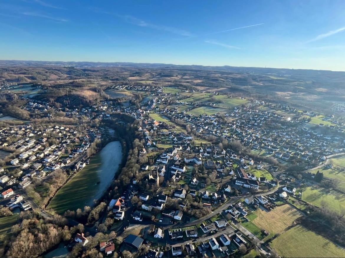 Ferienhaus Moehnetal Allagen Esterno foto